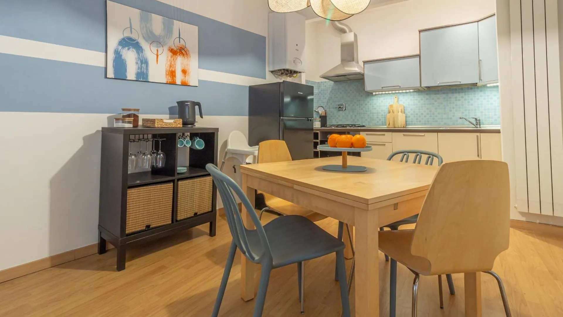 Cozy Threeroom Apartment In The Heart Of Bologna
